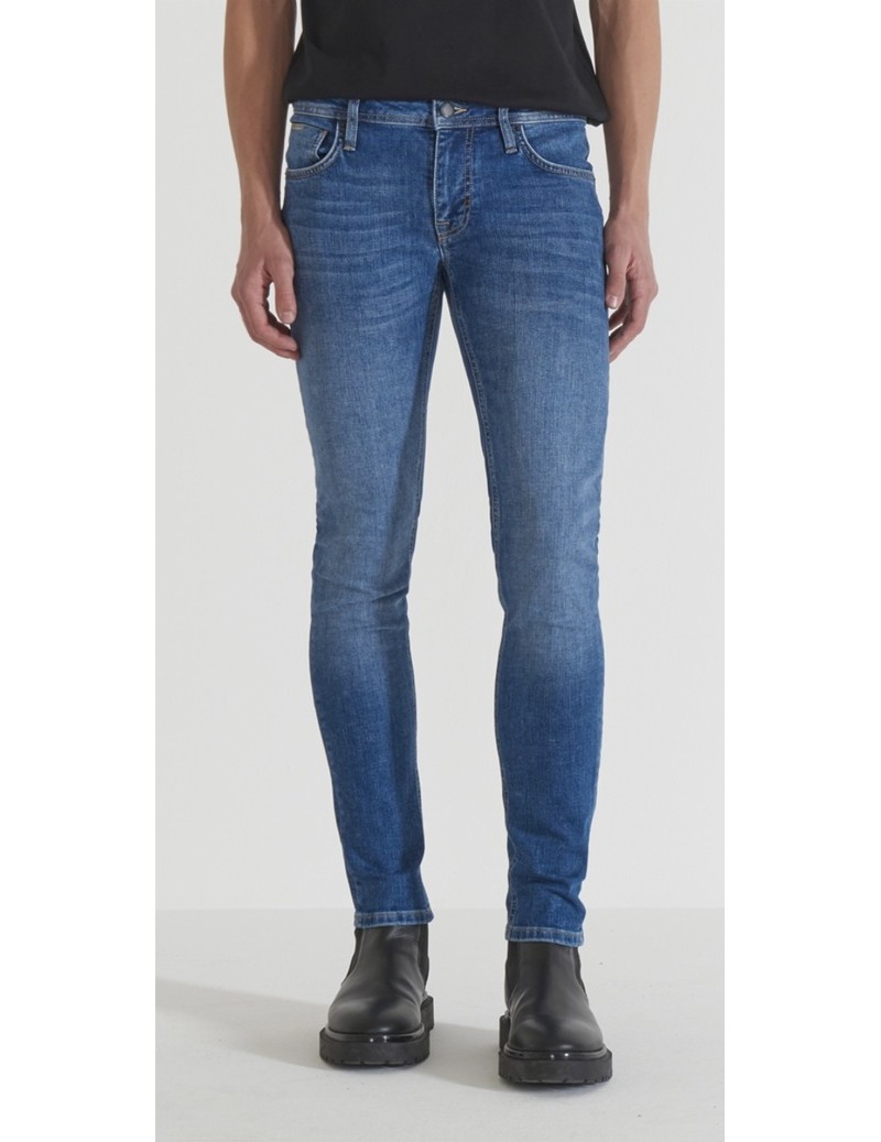 VAQUERO SKINNY FIT ANTONY...