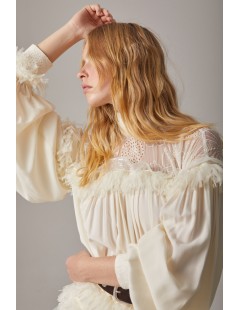 BLUSA ROMANTICA COMBINADA CON FLECOS Y TULL HIGHLY PREPPY