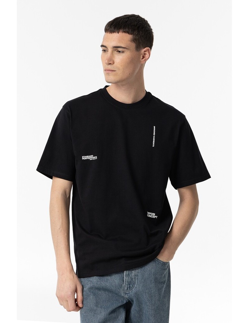 CAMISETA NEGRA RELAXED FIT...