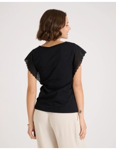 CAMISETA NEGRA NAF NAF